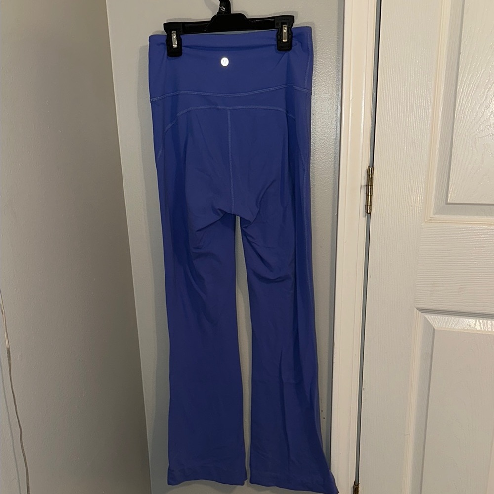 Lululemon grove Nulu high-rise flare pant- short - Picture 2 of 3